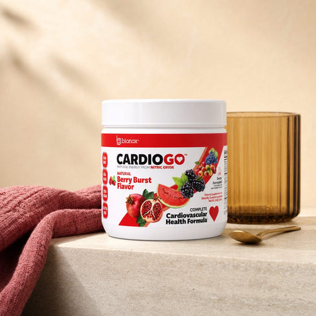 Bionox CardioGO Berry Burst bottle side panel showing Berry Burst flavor and 30 scoop size